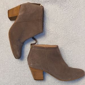 Ankle booties